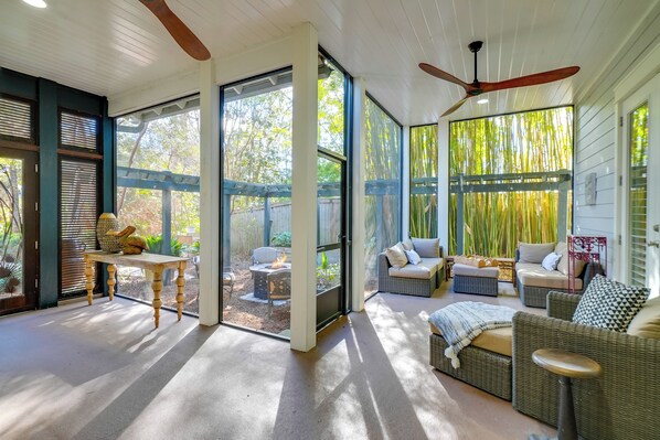 Terrace/patio - Luxe 30A Group Getaway! Home w/ Pool & Patio (Santa Rosa Beach)