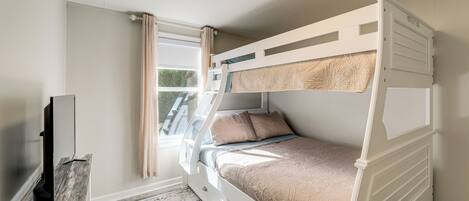 3 makuuhuonetta, internet, vuodevaatteet