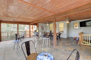 Outdoor dining - Historic Allman Brothers House in Downtown Macon! (Macon)