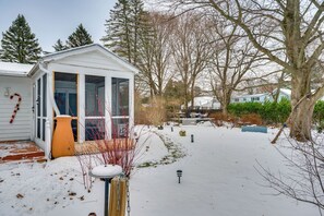 Exterior - 2 Mi to Main Street! Cozy Burlington Guest Suite (Burlington)