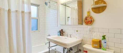 Hair dryer, towels