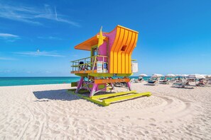 Family Condo, City View | Beach - Collins 2 Bedroom with Free Parking by Deco 305 (Miami Beach)