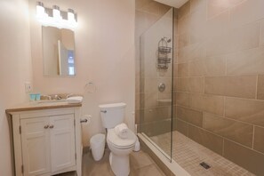 Hair dryer - Prime Location | Beacon Hill & Financial District (Boston)