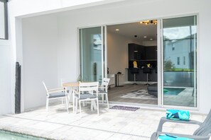 Private pool - Modern 3Bd Screened Pool at Serenity Resort 17322 (Clermont)