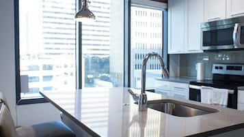 Microwave, oven, stovetop, dishwasher
