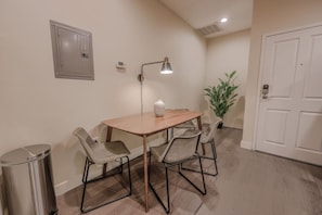 Dining - Pet Friendly Studio | Walk to MGH (Boston)