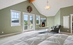 4 Schlafzimmer, Bügeleisen/Bügelbrett, WLAN, Bettwäsche