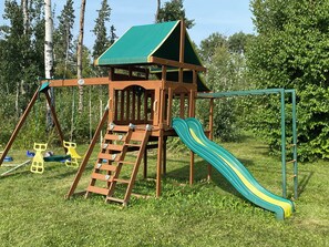 Children’s area - Swan - Camper at Sunset Bay (Onanole)
