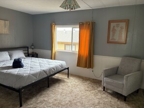 2 Schlafzimmer, Bügeleisen/Bügelbrett, WLAN, Bettwäsche