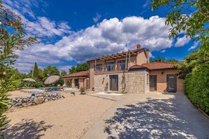 Exterior - Villa ULIKA with private pool and sauna (Malinska)