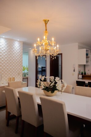 Dining - @durhambeachhouse your vacation home in Porto Seguro. Comfort and privacy. (Porto Seguro)