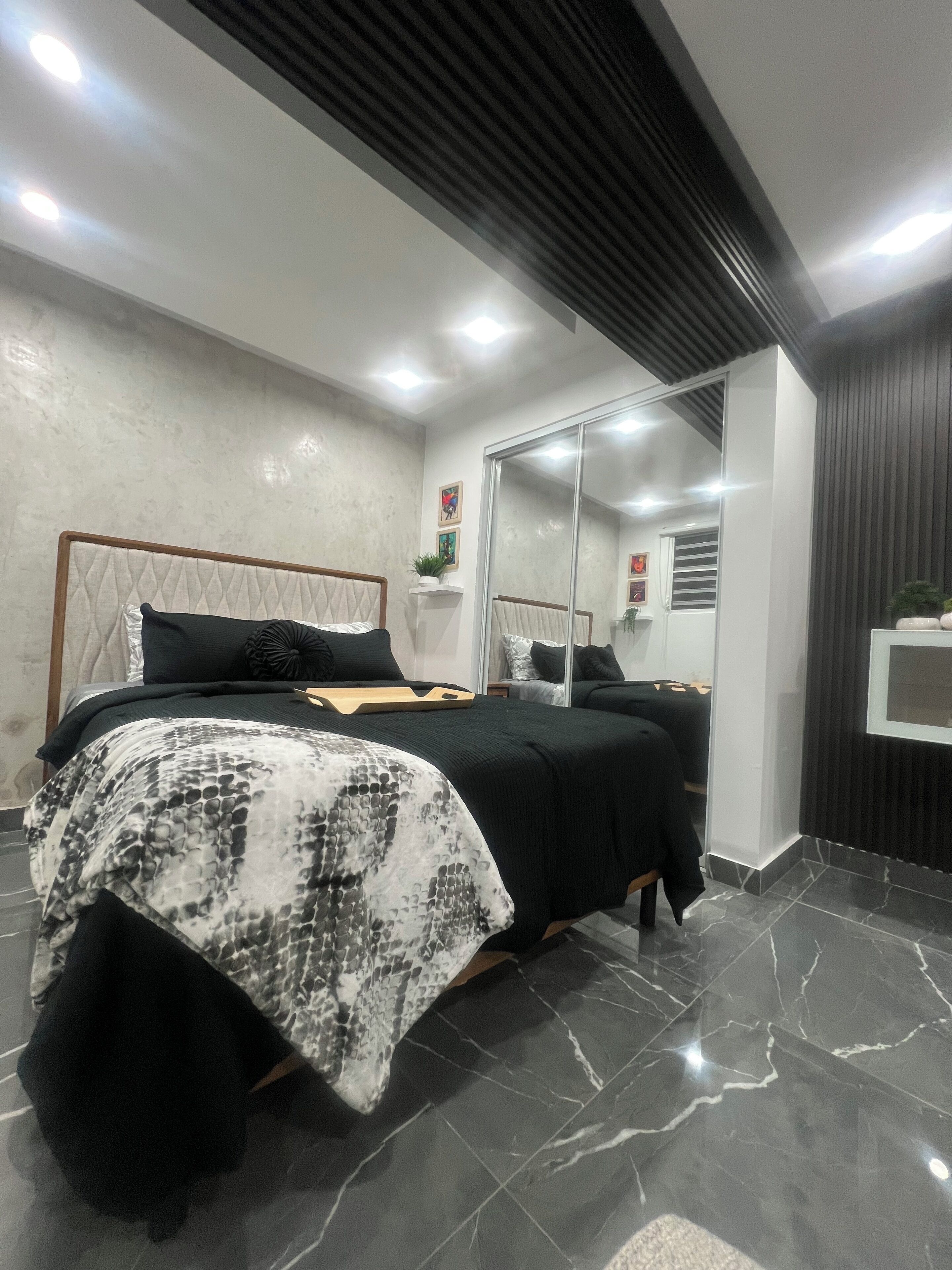 1 soverom, strykejern/-brett, wi-fi og sengetøy