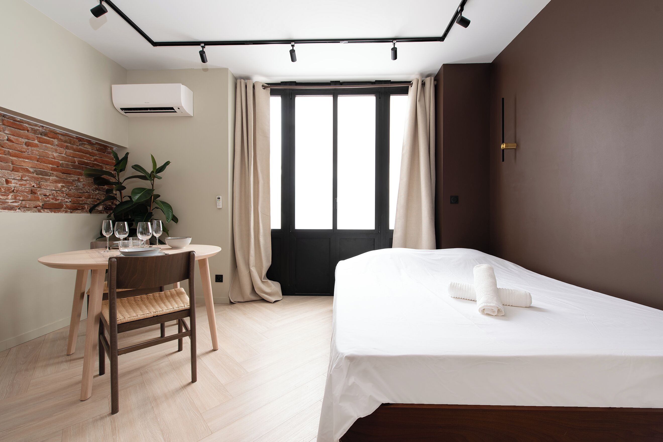 1 Schlafzimmer, Bügeleisen/Bügelbrett, kostenloses WLAN, Bettwäsche