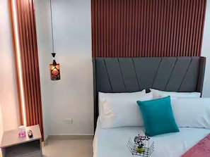 Iron/ironing board, free WiFi, bed sheets - Modern, 3-bedroom, elegant apartment in the best location 402 (Medellín)