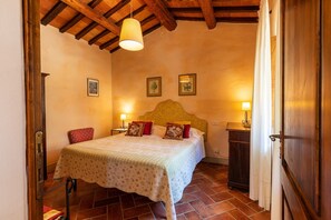 1 camera, Wi-Fi, lenzuola