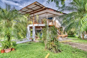 Exterior - Tres Pipas-Mayor | Beachfront Arrecife, Wifi, AC (Punta Uva)
