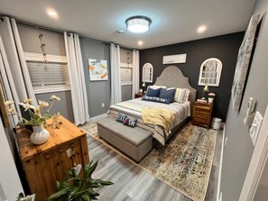 2 chambres, fer et planche à repasser, Wi-Fi, draps fournis