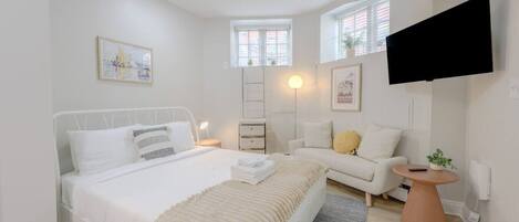 Fer et planche à repasser, Wi-Fi, draps fournis