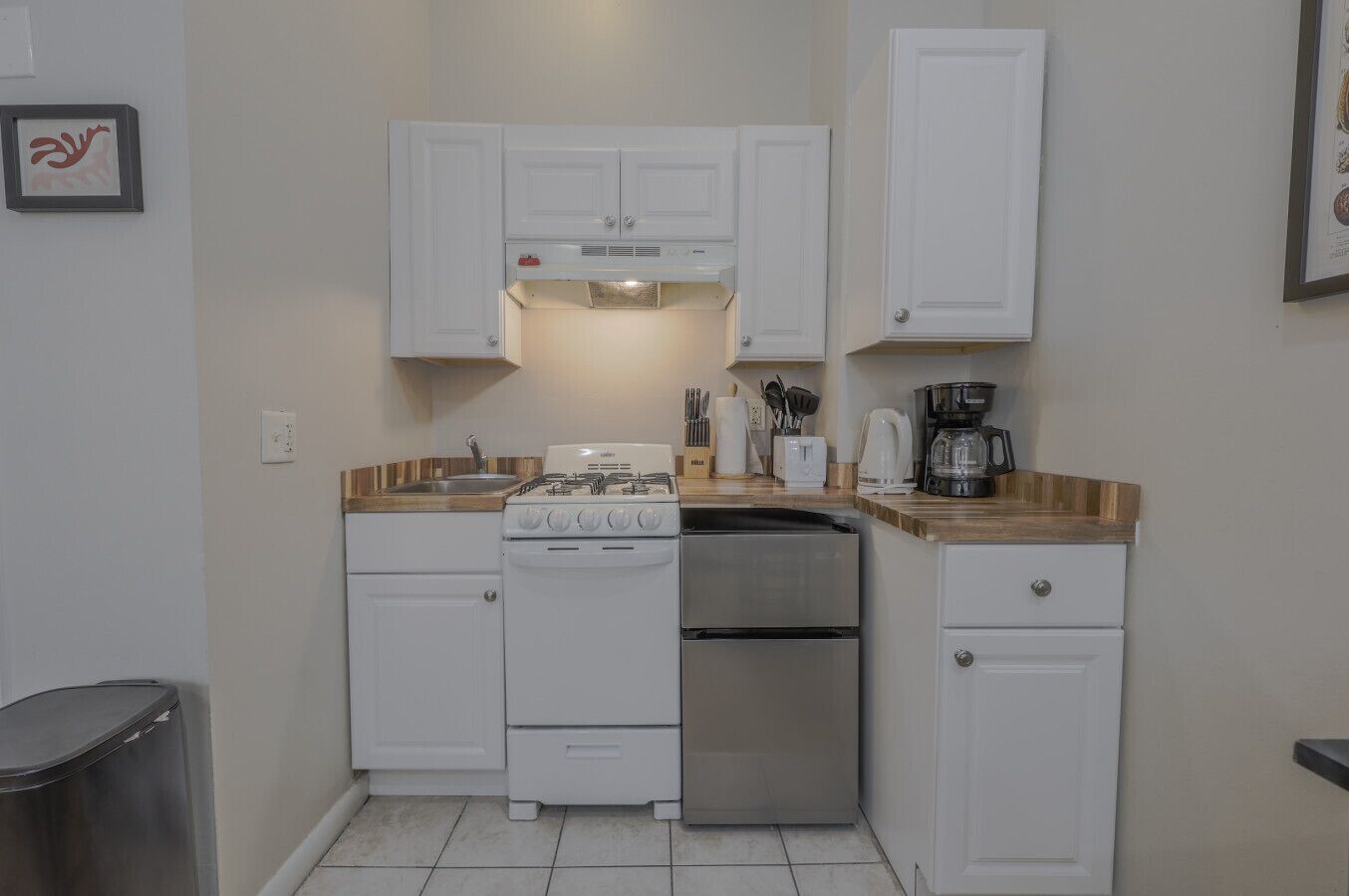 Oven, stovetop, dishwasher, coffee/tea maker