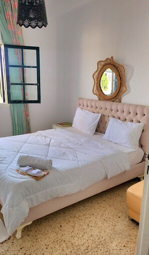 Iron/ironing board, WiFi, bed sheets - Strategically located apartment close to all amenities (Marsa)