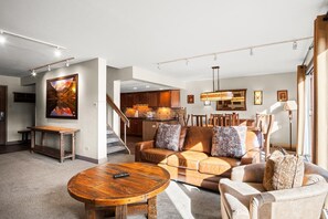 TV - Beaver Run Ski-In/Out|Stunning Mtn Views|Amenities (Breckenridge)