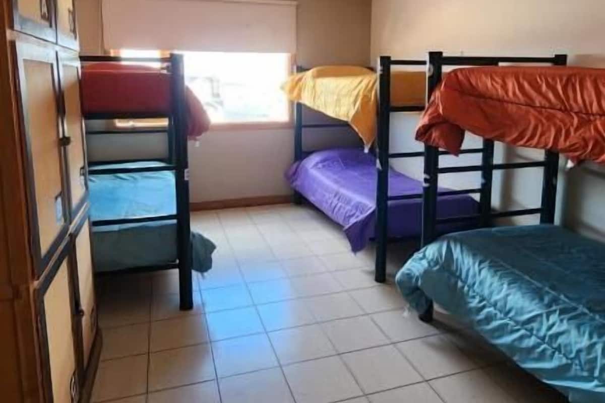 Literie hypoallergénique, chambres insonorisées, Wi-Fi gratuit