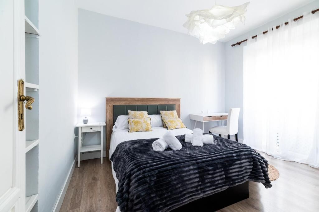 Apartment, 3 Bedrooms | Iron/ironing board, free WiFi