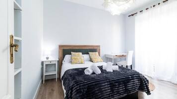 Apartment, 3 Bedrooms | Iron/ironing board, free WiFi