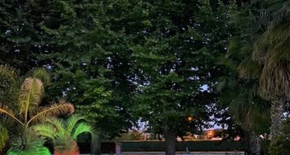 Guest rooms with Jacuzzi and swimming pool