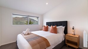 3 Schlafzimmer, Bügeleisen/Bügelbrett, kostenloses WLAN, Bettwäsche