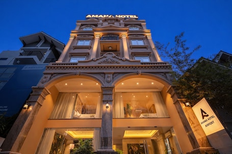Front of property. AMANA Hotel Airport
