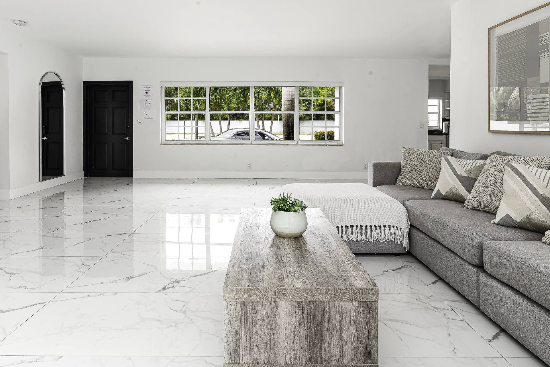 智能电视、乒乓球