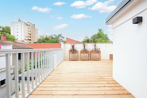 Terrace/patio - Fabulous studio with AC in vibrant Toulouse neighborhood (Toulouse)