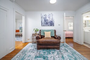 Interior - Cozy 2-bedroom duplex near Duke (Durham)