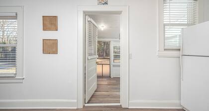 Cozy 2-bedroom duplex near Duke