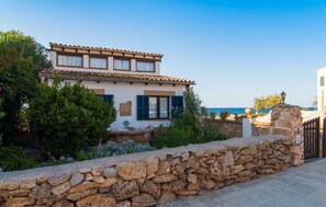 Exterior - 3 bedroom nice home in Colonia de Sant Pere (Colonia de Sant Pere)