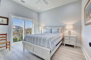 8 bedrooms, iron/ironing board, free WiFi, bed sheets - Stunning 8BR Luxury Property Just Steps to the Beach, Pier & Restaurants! (Wrightsville Beach)