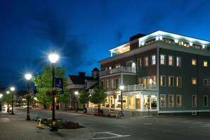 Exterior - Downtown Kennebunk Penthouse Getaway (Kennebunk)