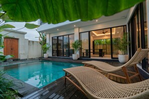 Familien-Doppelzimmer, 2 Schlafzimmer, Balkon, Poolblick | Pool