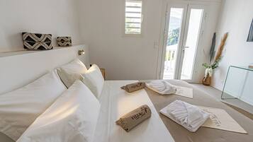 4 chambres, fer et planche à repasser, accès au Wi-Fi (inclus)