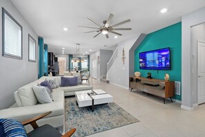 Smart TV - Mickey Themed, Pool, Game Room near Clubhouse (Davenport)
