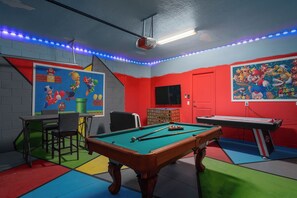Games room - Mickey & Minecraft Theme, Pool, Spa near Clubhouse (Davenport)