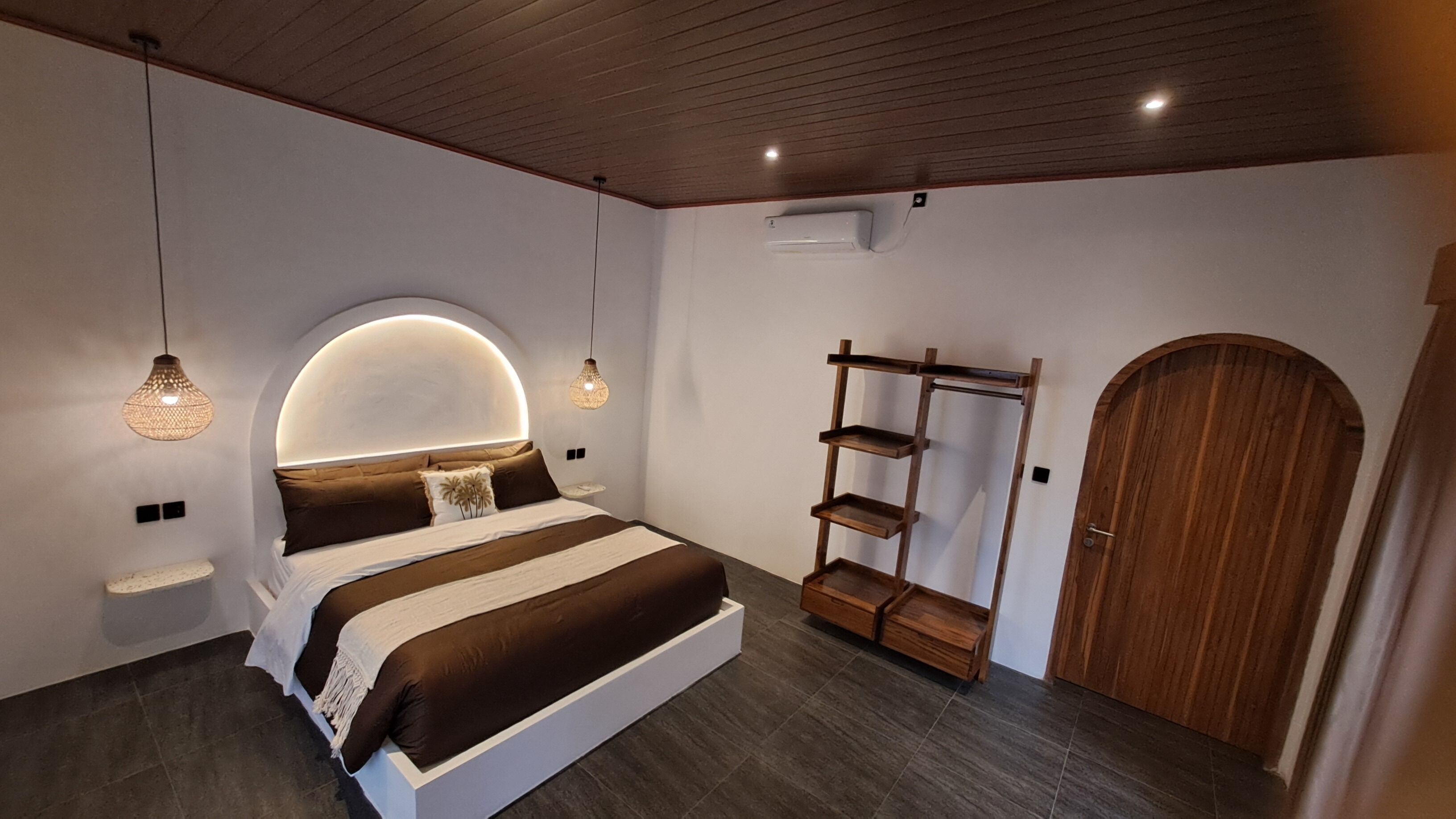 Escritorio y wifi gratis 