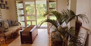 Interior - Beachfront Retreat at Rainbow Reef (Savusavu)