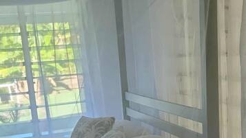 2 chambres, draps fournis