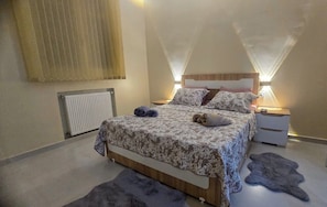 2 bedrooms, iron/ironing board, free WiFi, bed sheets - COMFORT in the heart of Algiers (Alger Centre)