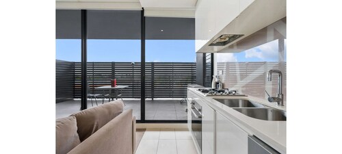 
apartment house room near cbd melbourne and everything rent buy sell