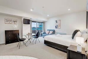 1 chambre, fer et planche à repasser, Wi-Fi, draps fournis