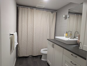 Bathroom - Cozy legal basement apartment close to Fergus and Elora - family friendly! (Fergus)