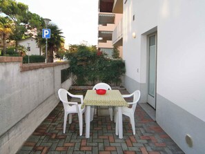 Outdoor dining - Studio mit Klimaanlage und Terrasse (Lignano Sabbiadoro)
